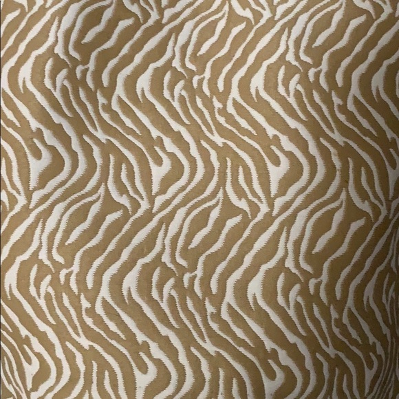 Banana Republic tan & white zebra print skirt - Picture 2 of 3
